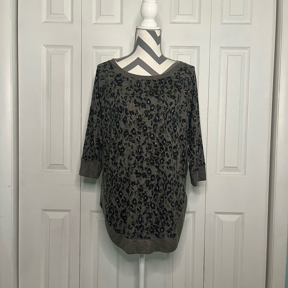 ❗️Closet Clear Out❗️Maurices Leopard Print Sweater